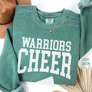 Custom Cheer Sweatshirt Comfort Colors Personalized Cheering Squad Gift for Cheer Mom Shirt Sport Cheering Team Game Day Sweater
