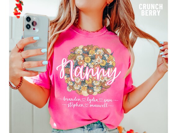 Womens Best Nanny Ever Circle Flower Mother's Day Gift T-Shirt Womens Best Nanny Ever Circle Flower Mother's Day Gift T-Shirt