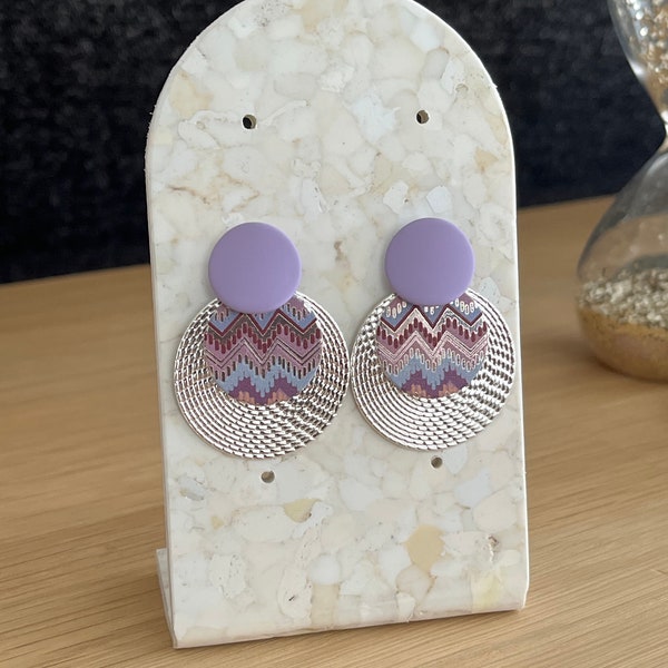 Boucles d’oreilles à clous argenté et violet, imprimé aztèque