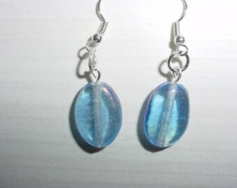 Pearl Earrings in transparent blue resin