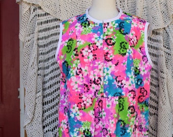 Ladies 60's Brightly Colored Cute Babydoll Short Day Dress / Pink Floral Multi Color Hippie / Boho Sleeveless Day Dress - Size XL