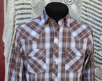 Herren Vintage Wrangler Wear, Braun, Weiß kariert, Westernhemd, Western Langarmhemd, Kariertes Westernhemd, Herren Western Wear - Größe M