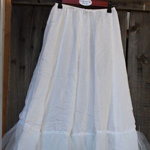 Novia de algodón blanco largo hecho a mano por las damas de los años 50 / Traje de capa deslizante / Ropa antigua / Resbalón de enagua