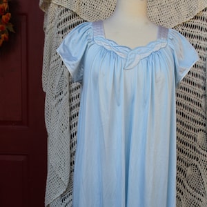 Ladies 80s Lt. Blue Vanity Fair Babydoll Nightgown, VINTG Made in USA Mid Length Nightie, Sleepwear, PJ&#39;s, Evening Gown, Loungewear - Size M