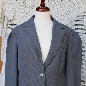 Ladies Gray Pinstripe Dressy Jacket/80s Puffed Sleeve Waist Length Suit Jacket/Silvery Pinstripe Polyester Fitted Short Blazer/Office Wear