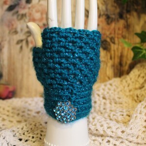 Women&#39;s Sparkling Turquoise Fingerless Gloves - One Size