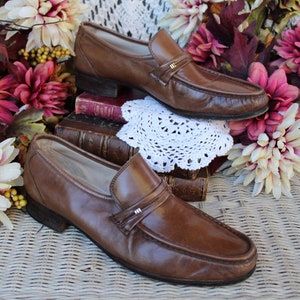 Zapatos de vestir Nunn Bush para hombres / Zapatos deslizantes de cuero marrón de calidad de los años 80 / Zapatos de oficina con clase de botas de latón Tamaño 9 1/2 m imagen 1