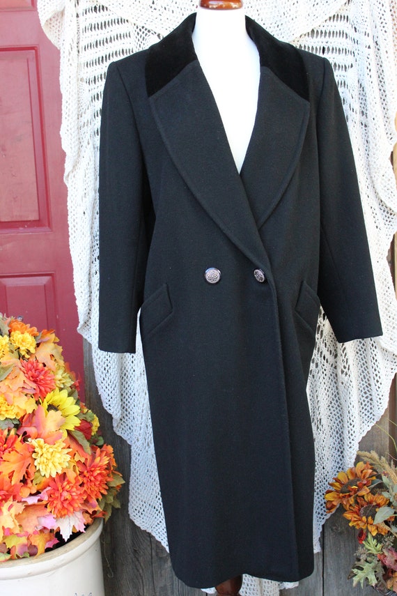 Ladies Luxurious Black Wool Dress Coat / Long Over