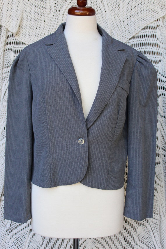 Ladies Gray Pinstripe Dressy Jacket/80s Puffed Sl… - image 10