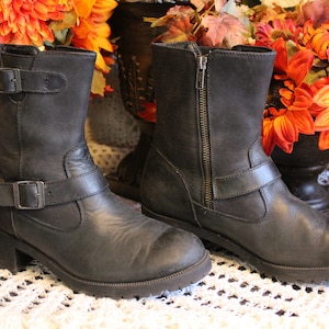 Ladies Y2K Grunge / Punk / Biker Boot / Black Leather Buckled