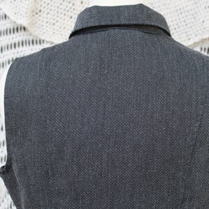 Ladies Fitted Charcoal Gray Zippered Vest / Dressy Secretaries Vest / 80's Academia / Preppy Vest Size Large image 8
