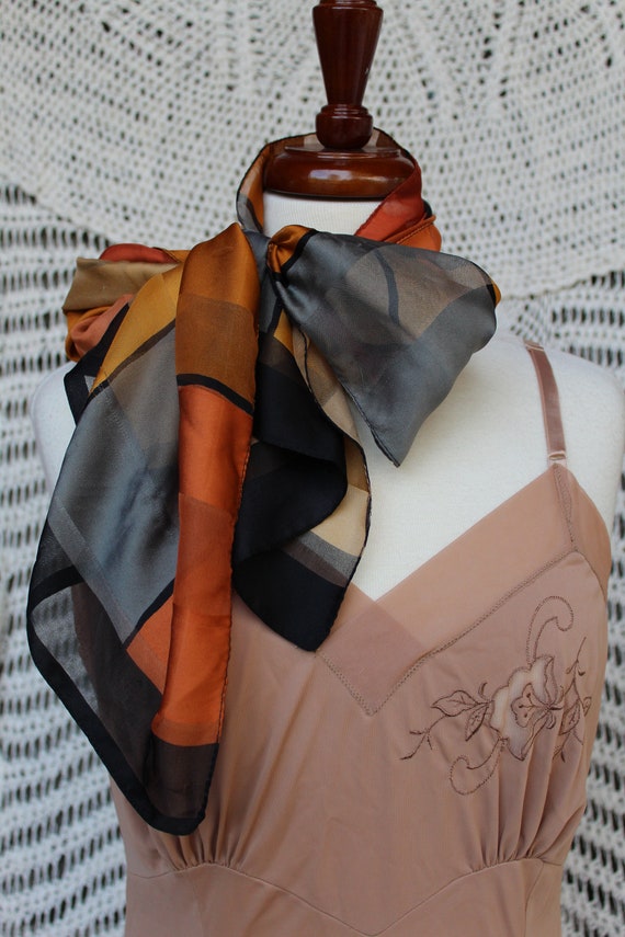 Bold, Colorful Colorblock Oblong Head, Neck Scarf… - image 4