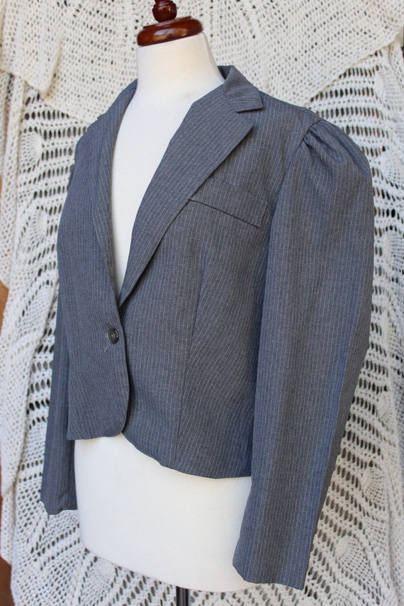 Ladies Gray Pinstripe Dressy Jacket/80s Puffed Sl… - image 2