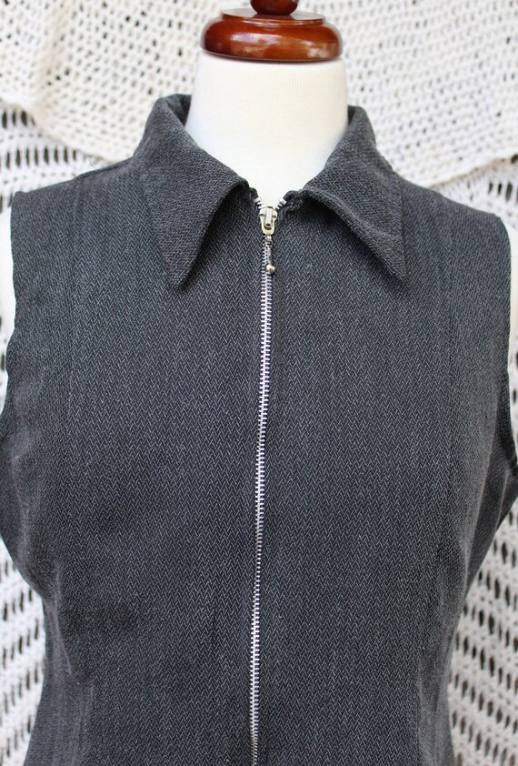Ladies Fitted Charcoal Gray Zippered Vest / Dress… - image 2