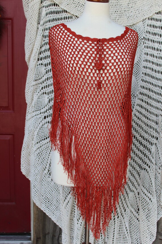 Ladies Delicate Fringed Shawl / Vintage Rust Colo… - image 4