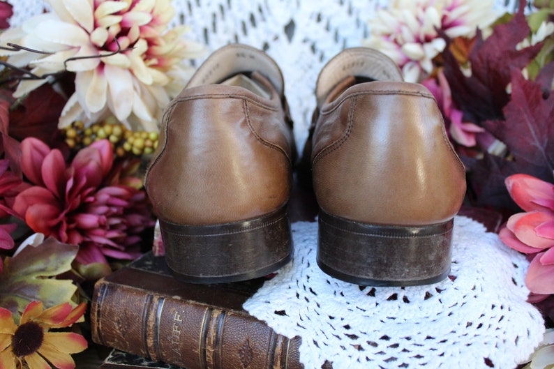Zapatos de vestir Nunn Bush para hombres / Zapatos deslizantes de cuero marrón de calidad de los años 80 / Zapatos de oficina con clase de botas de latón Tamaño 9 1/2 m imagen 4