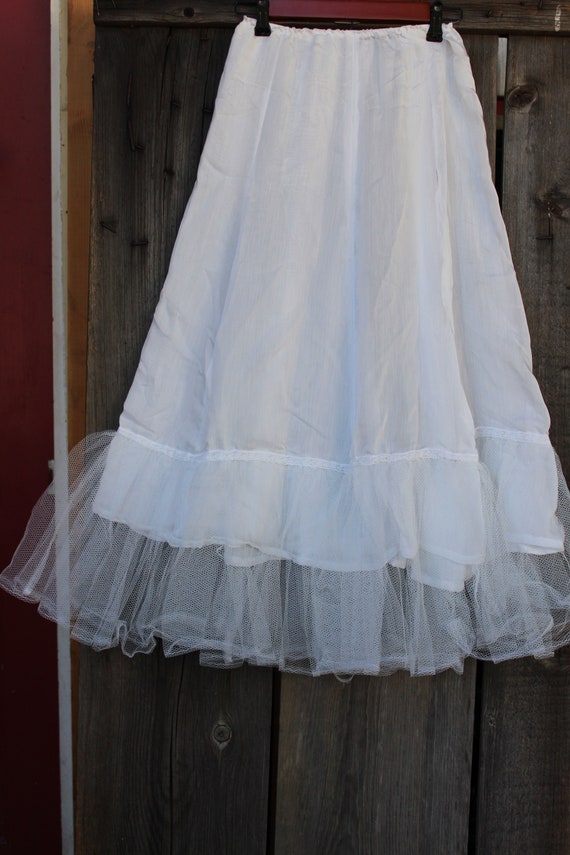 Ladies 50's Handmade Long White Cotton Bridal / C… - image 7