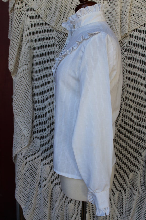 Ladies 80's Victorian White Ruffled Blouse, VINTG… - image 3