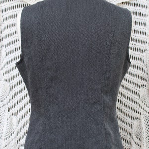 Ladies Fitted Charcoal Gray Zippered Vest / Dressy Secretaries Vest / 80's Academia / Preppy Vest Size Large image 7