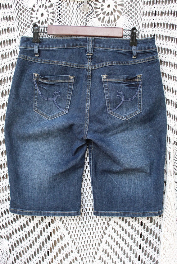 Ladies Dark Blue Long Denim Shorts / Biker Length… - image 7