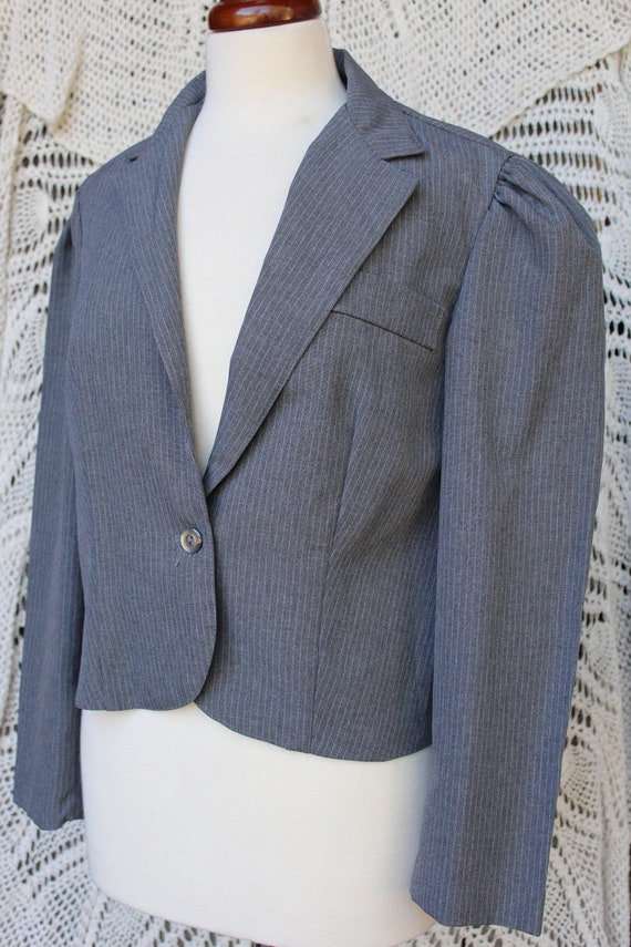 Ladies Gray Pinstripe Dressy Jacket/80s Puffed Sl… - image 7