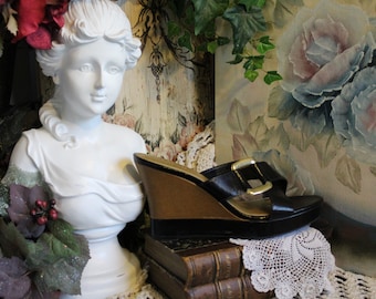 Damas 90's Fashion Fuse X-Strap oro y negro plataforma tacones por Chaps-Tamaño 8 1/2 B