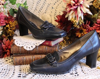 Ladies Navy Blue Buckled Loafers, Heels, Pumps / Adjustable, Square Toe Classy Heels / Vintage Professional Office Footwear - Size 9M