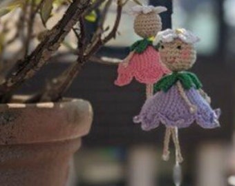 Patrón de crochet de niña de las flores