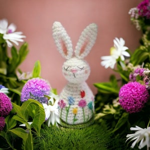 Easter bunny crochet pattern image 2