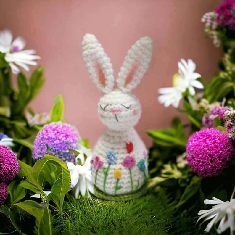 Easter bunny crochet pattern image 2