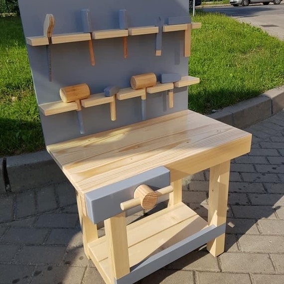childrens wooden workbench