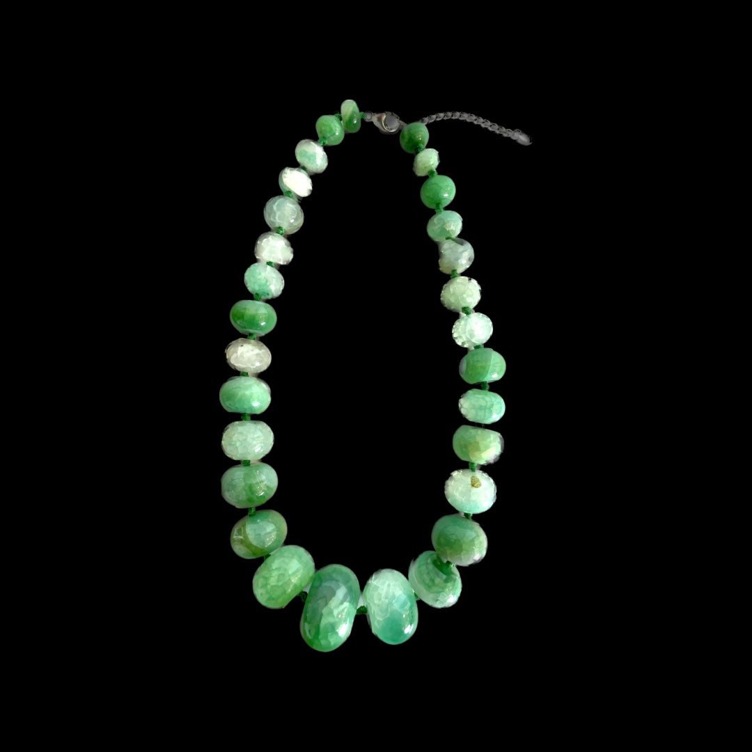 Hand Knotted Chrysoprase Graduated Beaded Necklace Sterling Chain LUC 925  CN Clasp Jade Green Jewelry - Etsy