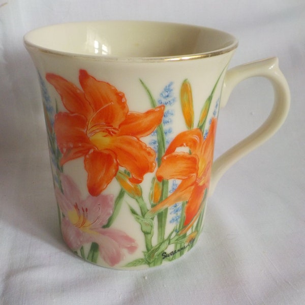 Vintage Lenox China DAY LILY Flower Blossom Cup Mug Cup 3 1/2" Tall