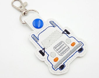 Semi Truck Machine Embroidery Key Fob Design, Quick Stitch Machine Embroidery Pattern,  Snaptab Pattern Keyfob, Instant Download, 4x4