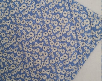 BABY BLANKET, blue white daisies, 1930's reproduction