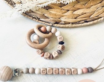 Wooded Personalized Baby Toy Ring | Baby Sensory Toy Gift | Wooden Ring w. Name | Custom Name Rattle Toy | Custom Newborn Pacifier Clip