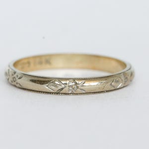Vintage 14k White Gold Engraved Band 8.5