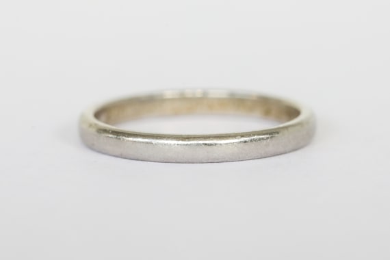 Tiffany & Company Platinum Wedding Band Size 4.0