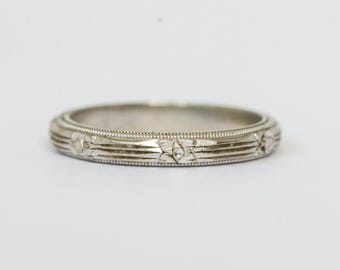 Vintage 14k White Gold Keepsake Engraved Band 5.0