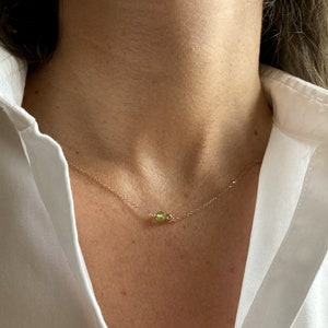 Peridot choker necklace, peridot stone necklace in gold-plated silver, August birthstone, women&#39;s gift