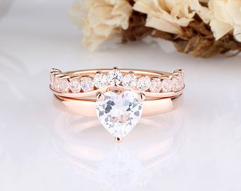 1.5 Carats Heart Cubic Zirconia Solitaire Engagement Wedding Anniversary Ring with Curved Band Ring Guard / Rose Gold Plated Wedding Set