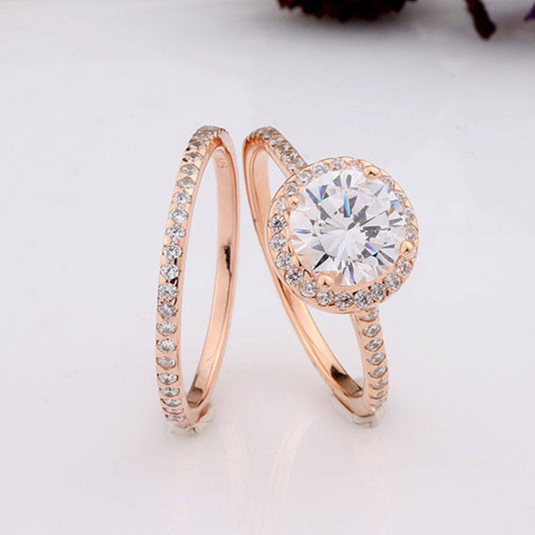 Rose Gold Round Shaped Rings Set / Round Halo Rings Set / Half Eternity ...
