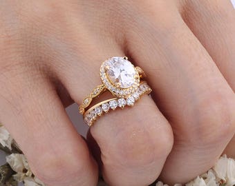 2.5 carats Oval CZ Halo Gold Ring Set / Curved Design Half Eternity Side Band / Wedding Anniversary Ring Set / Bridal Ring Set