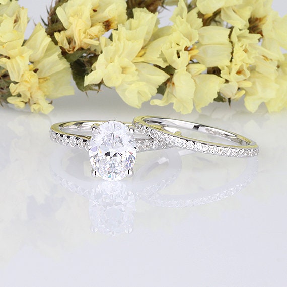 2 Carat Oval CZ Wedding Rings Set / Engagement Anniversary Etsy