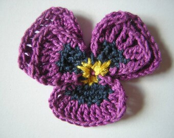 pretty crocheted Pansy