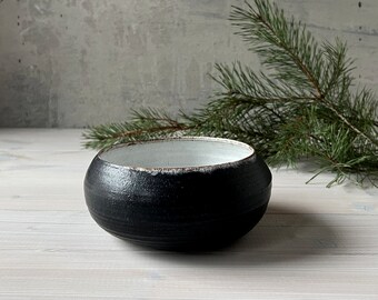 Handmade ceramic Big bowl black and white