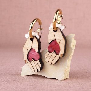 Forlorna Heart in Hand gold hoop earrings - Maple / Red