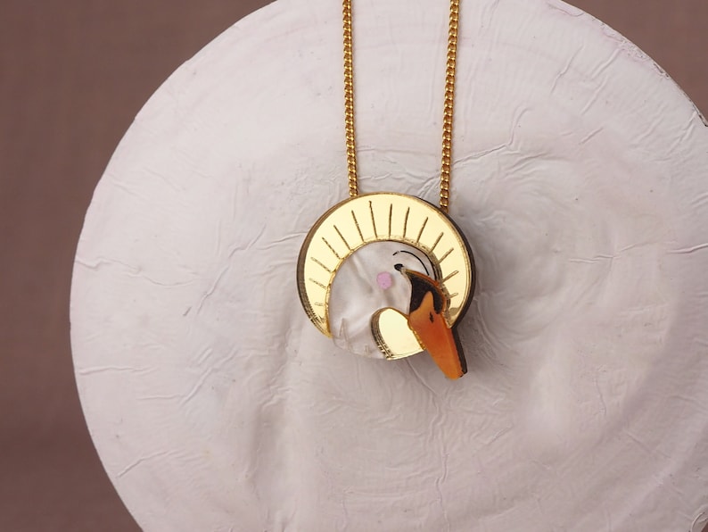 Sunset Swan Petit Pendant Gold image 1