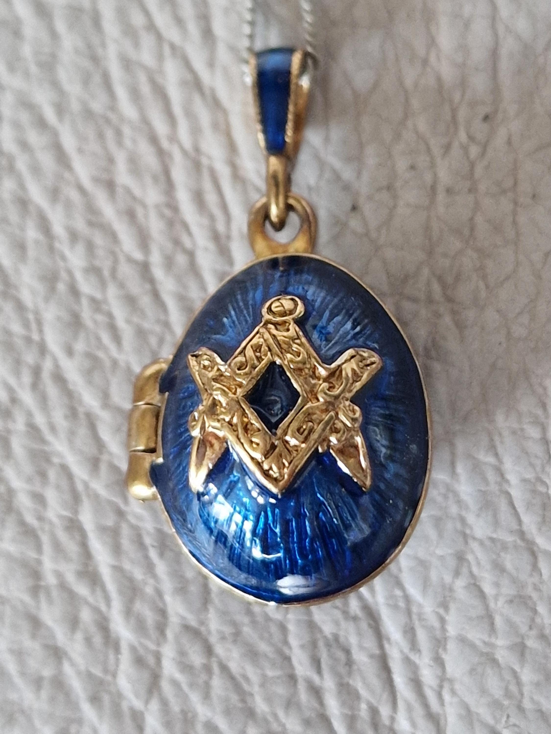 Pendentif Maçonnique L'Equerre et le Compas/ Oeuf Faberge style