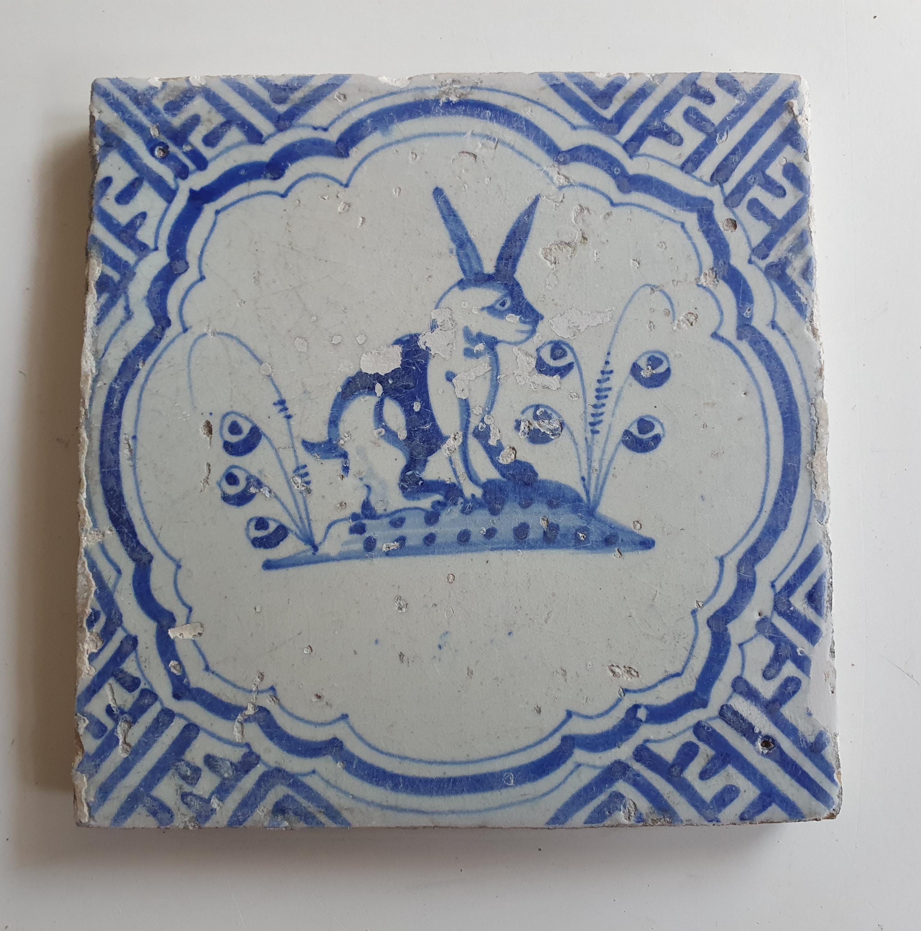 17世紀のアンティークオランダデルフトブルータイル - 蛇行模様の